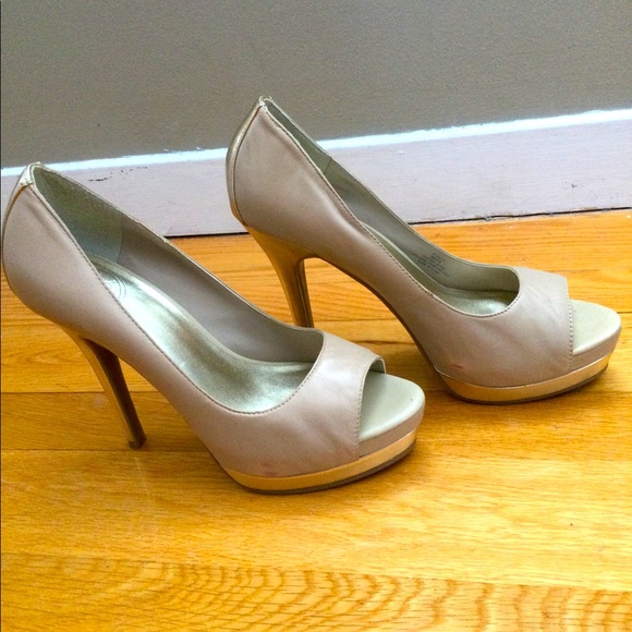 Platform with gold heels and contour Sz 8 - Picture 2 of 3